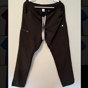 Figs Yola™ Skinny Scrub Pants Black